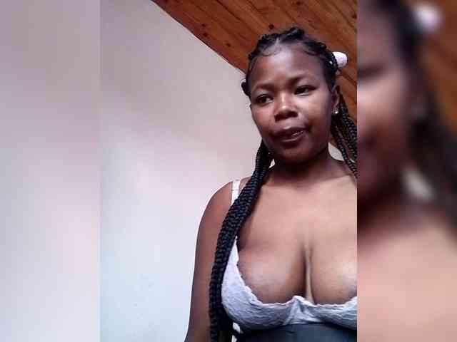 Sayrahsexy webcam