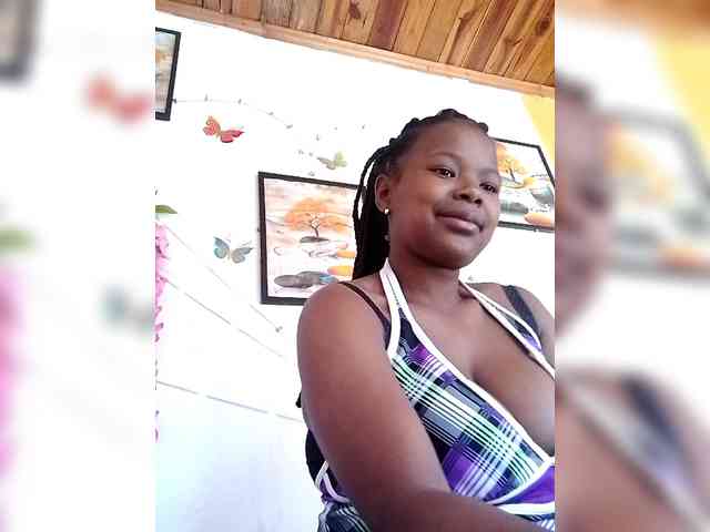 Sayrahsexy webcam