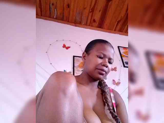 Sayrahsexy webcam