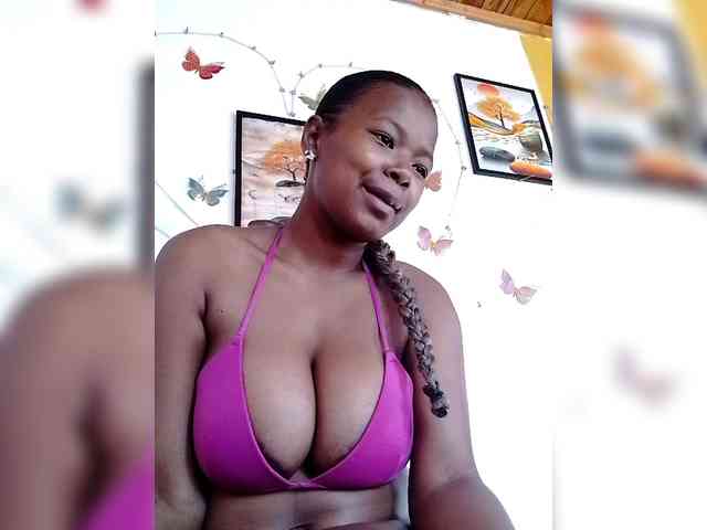 Sayrahsexy webcam