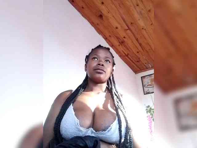Sayrahsexy webcam