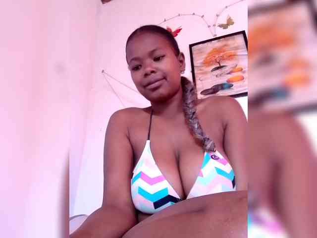 Sayrahsexy webcam