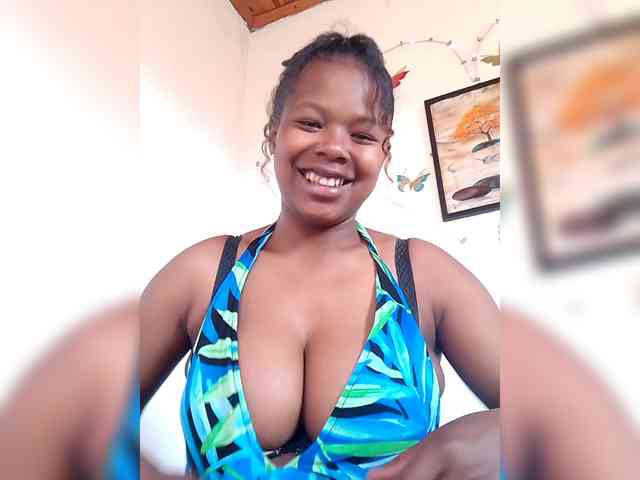 Sayrahsexy webcam