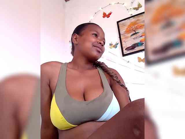 Sayrahsexy webcam