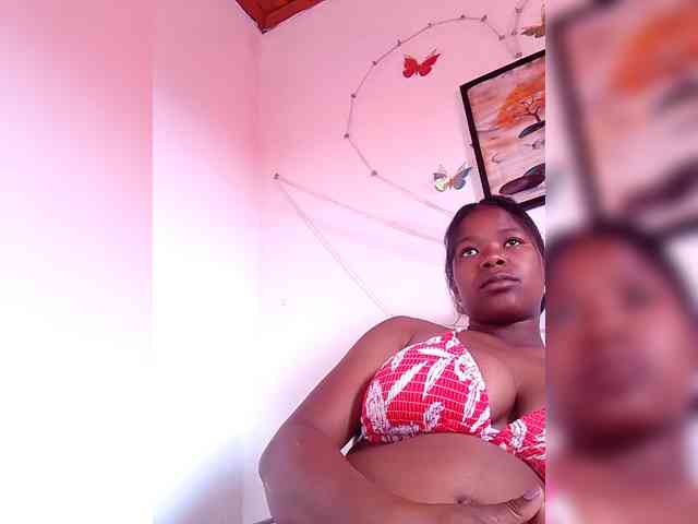 Sayrahsexy webcam