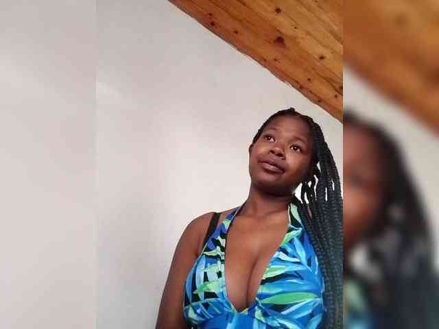 Sayrahsexy webcam