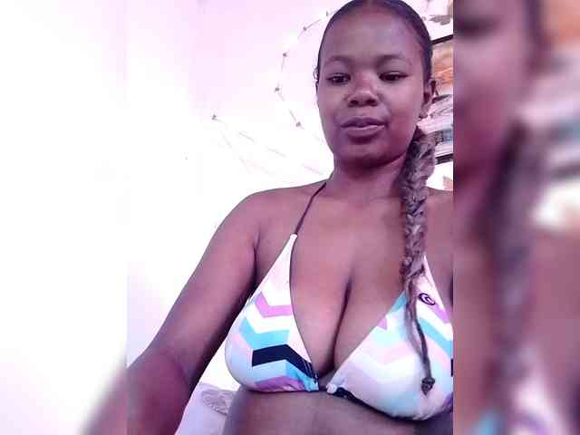 Sayrahsexy webcam