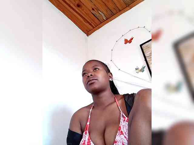 Sayrahsexy webcam