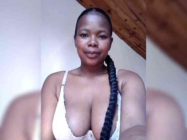 Sayrahsexy webcam