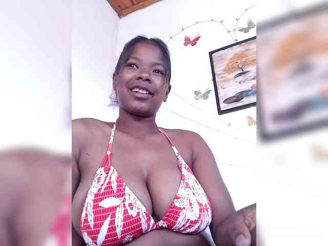 Sayrahsexy webcam