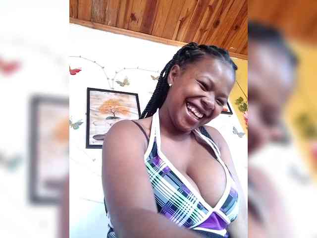 Sayrahsexy webcam