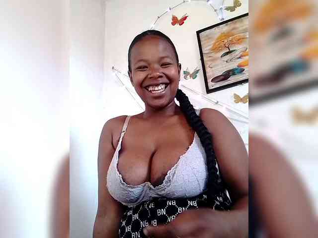 Sayrahsexy webcam