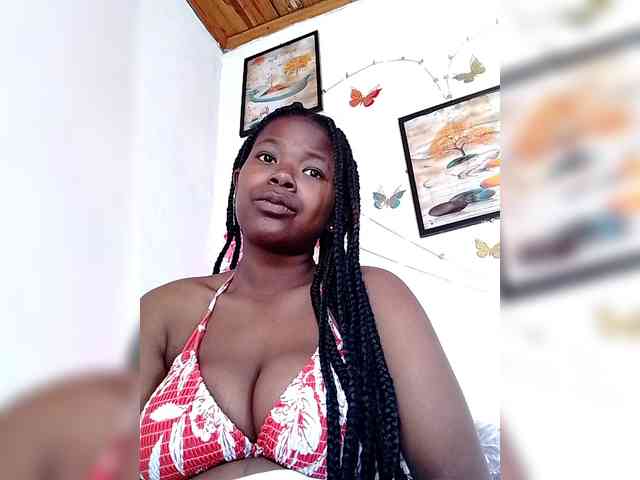 Sayrahsexy webcam
