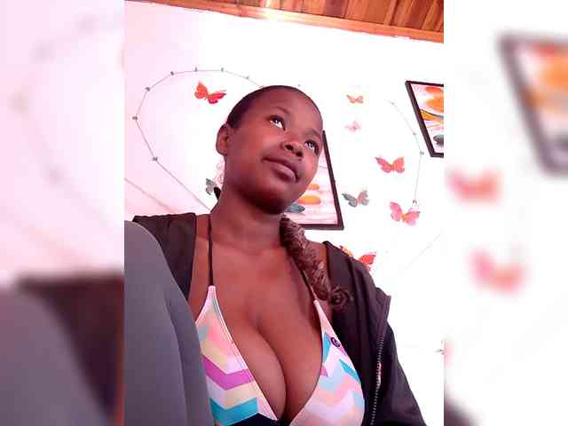 Sayrahsexy webcam