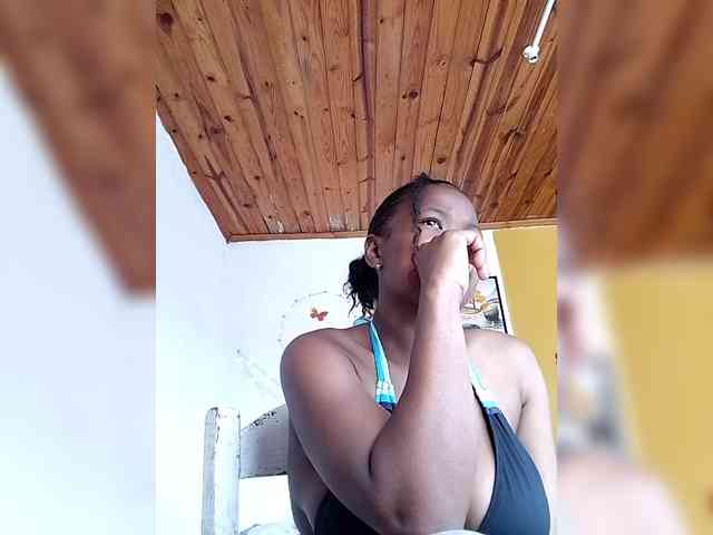 Sayrahsexy webcam