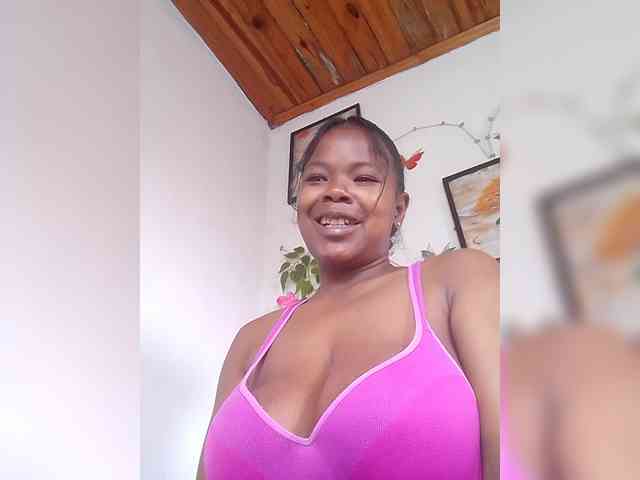 Sayrahsexy webcam