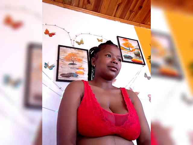Sayrahsexy webcam