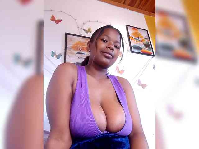 Sayrahsexy webcam