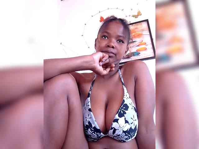 Sayrahsexy webcam