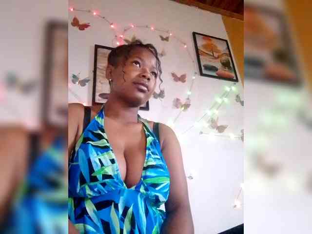 Sayrahsexy webcam