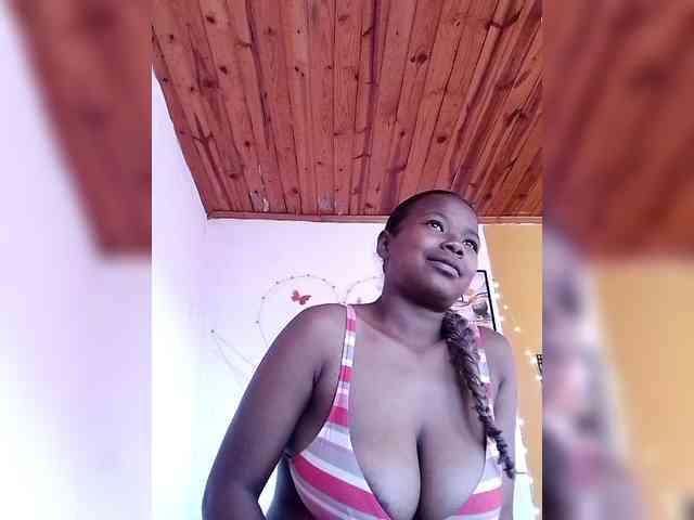 Sayrahsexy webcam