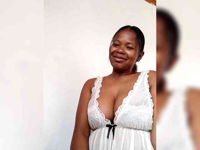Sayrahsexy webcam