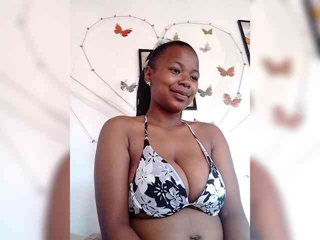 Sayrahsexy webcam