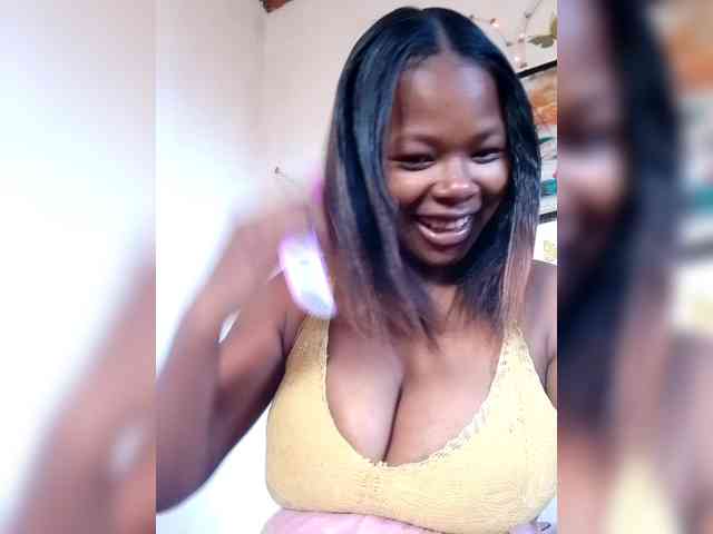 Sayrahsexy webcam