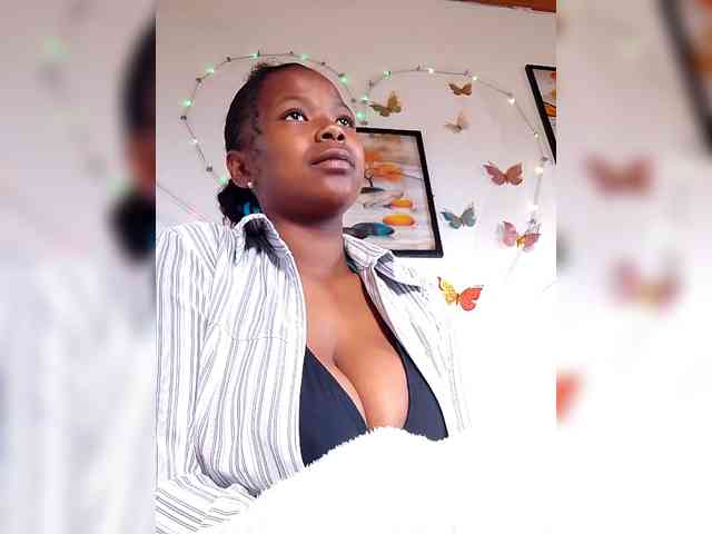 Sayrahsexy webcam