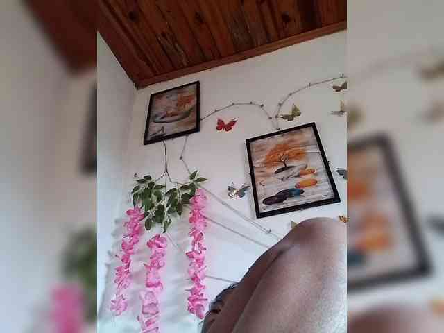 Sayrahsexy Live Webcam on BongaCams