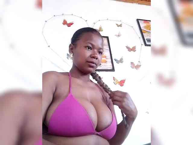 Sayrahsexy webcam