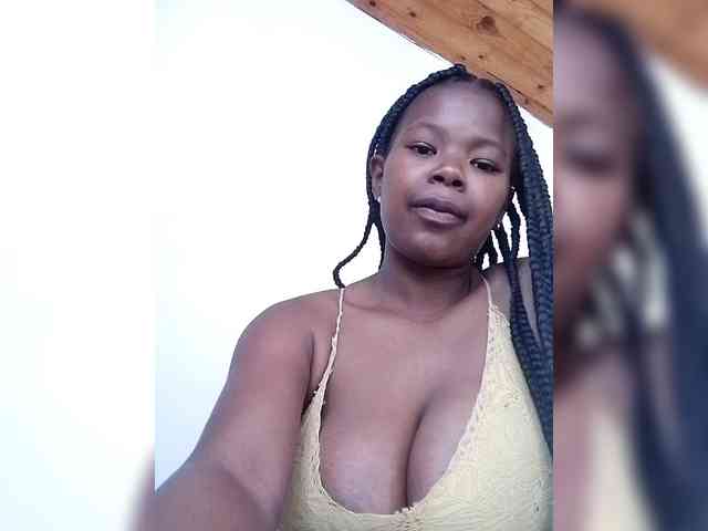 Sayrahsexy Live Webcam on BongaCams