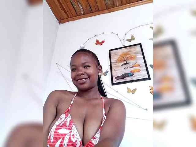 Sayrahsexy webcam