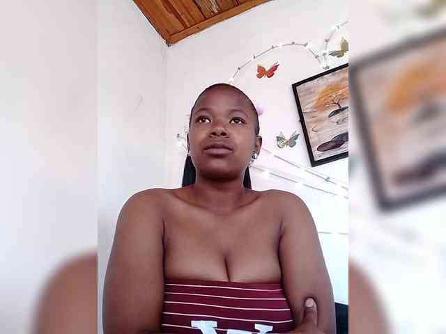 Sayrahsexy webcam