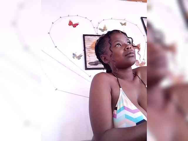 Sayrahsexy webcam