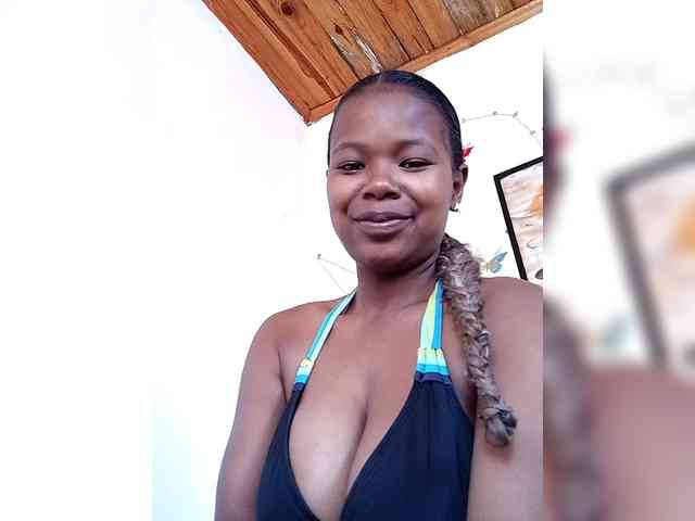 Sayrahsexy webcam