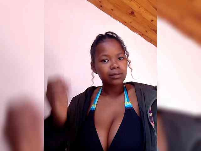 Sayrahsexy webcam