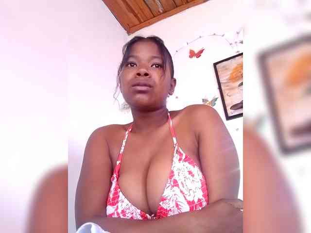 Sayrahsexy webcam