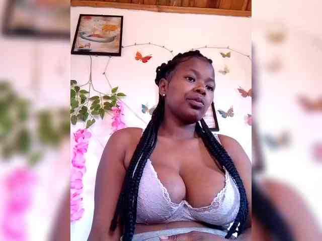 Sayrahsexy webcam