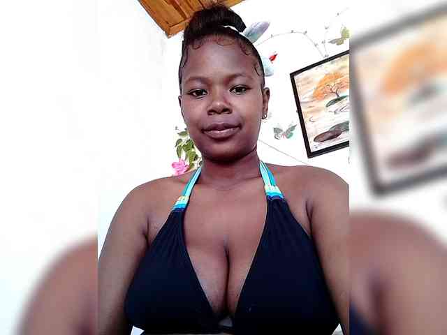 Sayrahsexy webcam
