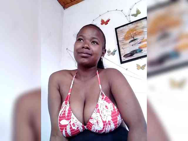 Sayrahsexy webcam