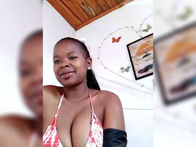 Sayrahsexy webcam