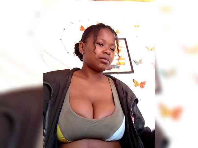 Sayrahsexy webcam