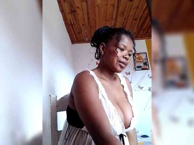 Sayrahsexy webcam