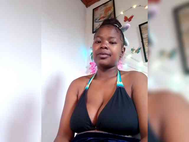Sayrahsexy webcam