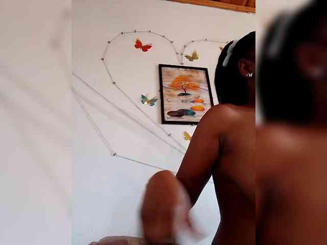 Sayrahsexy webcam