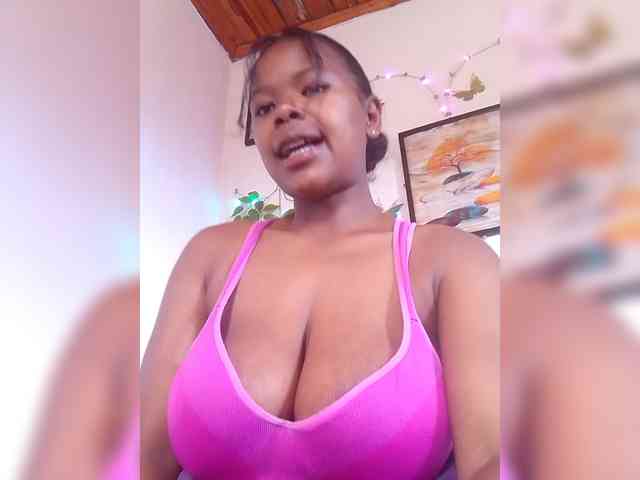 Sayrahsexy webcam