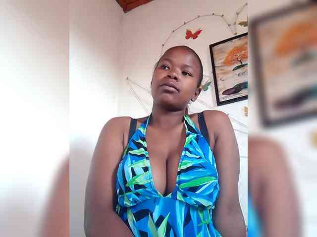 Sayrahsexy webcam