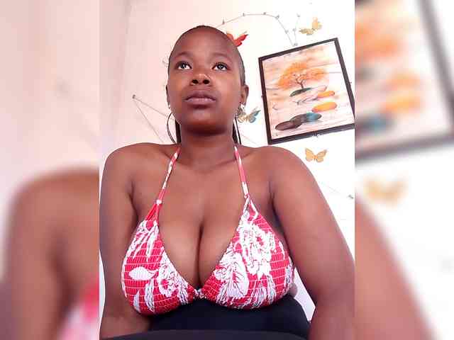 Sayrahsexy webcam