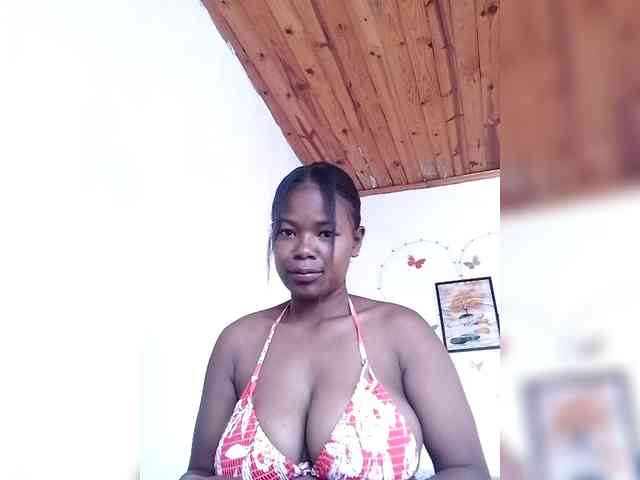 Sayrahsexy webcam